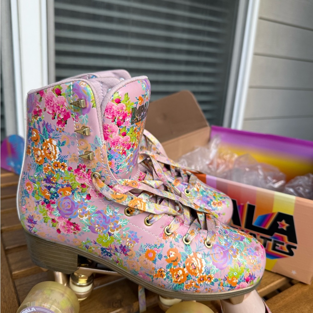 Impala Floral Roller Skates - Cynthia Rowley